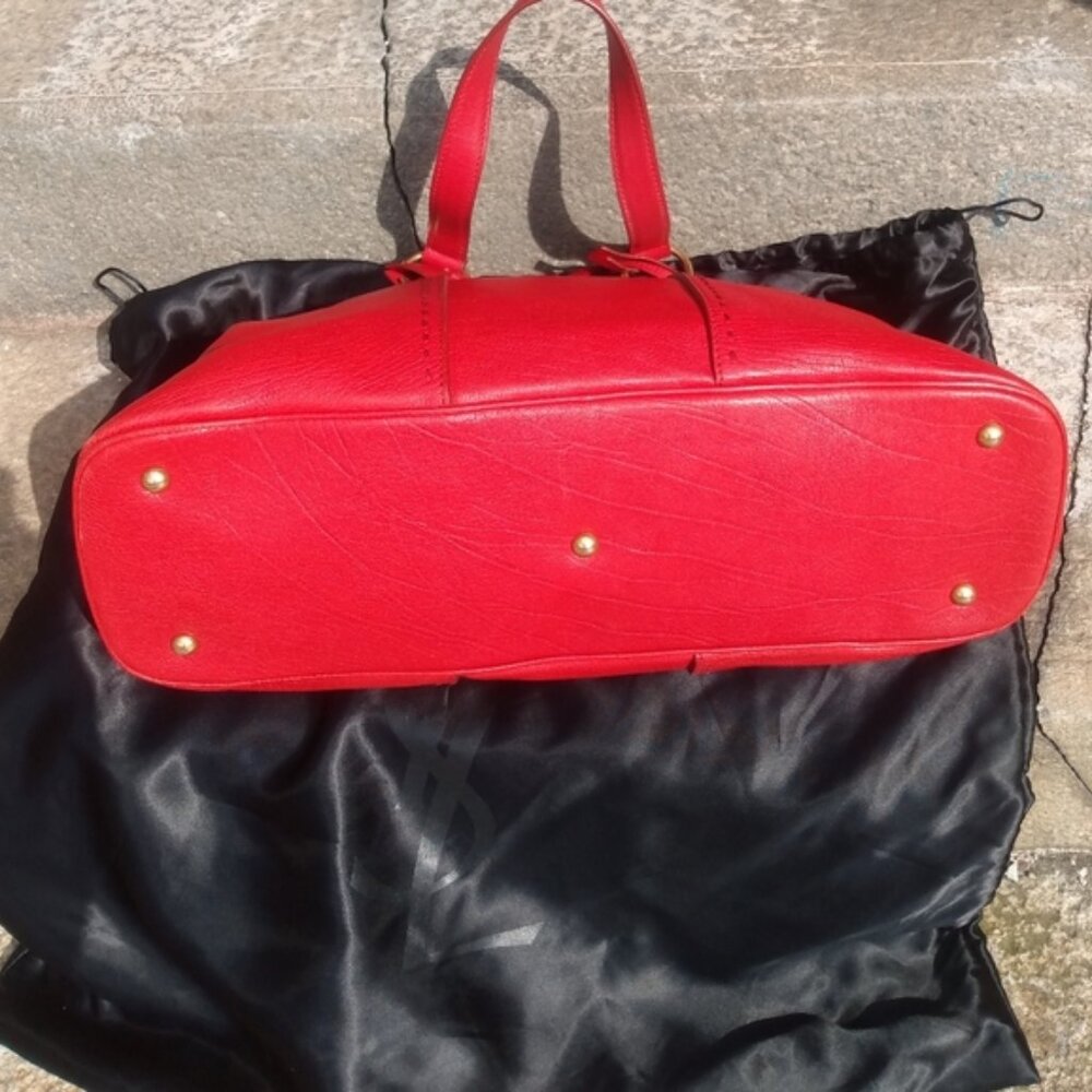 Yves Saint Laurent Large Red Muse Bag - Picture 8 of 16